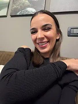 Snapshot of Bad_Giorgia chatting on 10/16/25, 10:16 Bad Giorgia online show from 10/16/25, 10:16