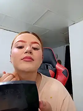 mia anyeli online show from 02/21/25, 07:43