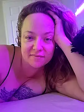 julimonroe online show from 02/27/25, 06:50