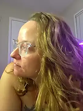 julimonroe online show from 02/28/25, 05:59