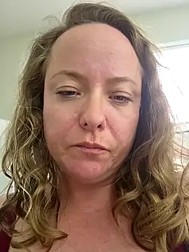 julimonroe online show from 03/17/25, 11:54