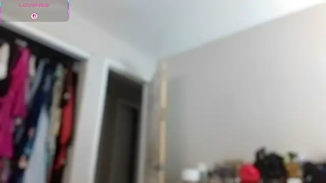 julimonroe online show from 09/11/25, 03:01