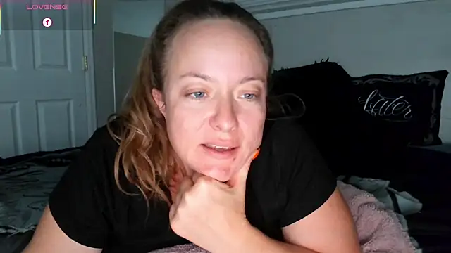 julimonroe online show from 10/08/25, 03:04