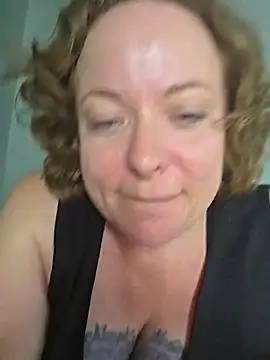 julimonroe online show from 05/30/26, 02:08