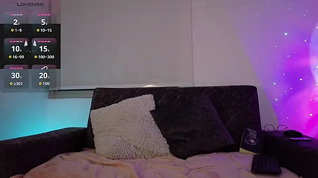 Lia Tinez online show from 10/29/25, 11:06