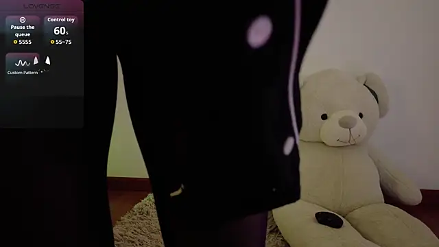 Lia Tinez online show from 11/03/25, 11:37