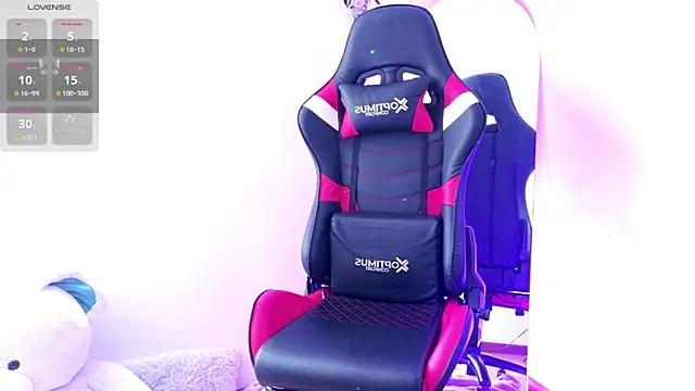 Snapshot of Lia_Tinez chatting on 02/06/26, 09:40 Lia Tinez online show from 02/06/26, 09:40