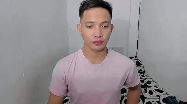 Snapshot of xSebastian19 chatting on 01/09/25, 02:54 xSebastian19 online show from 01/09/25, 02:54