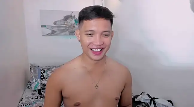 Snapshot of xSebastian19 chatting on 02/25/25, 07:03 xSebastian19 online show from 02/25/25, 07:03