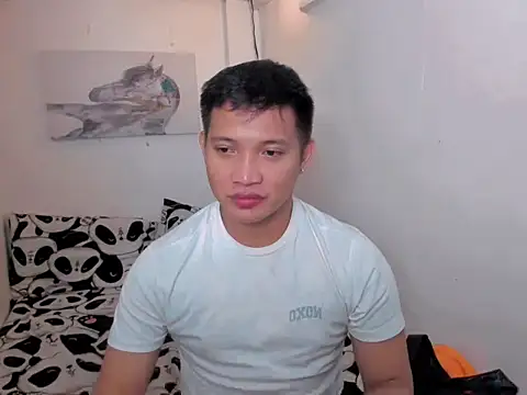 Snapshot of xSebastian19 chatting on 02/12/26, 06:14 xSebastian19 online show from 02/12/26, 06:14