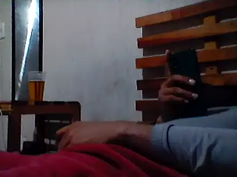 Snapshot of Chiquitopapa69 chatting on 02/07/25, 05:41 Chiquitopapa69 online show from 02/07/25, 05:41