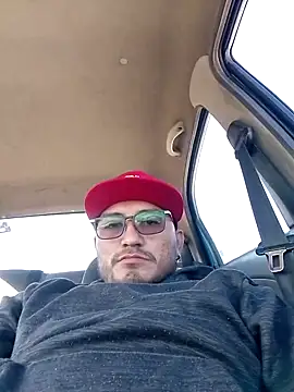 Snapshot of Chiquitopapa69 chatting on 11/06/25, 03:24 Chiquitopapa69 online show from 11/06/25, 03:24