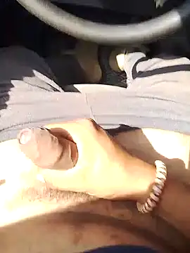 Snapshot of Chiquitopapa69 chatting on 11/29/25, 06:33 Chiquitopapa69 online show from 11/29/25, 06:33