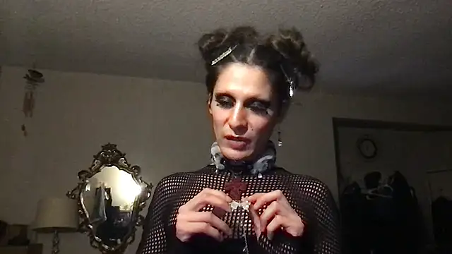 spoilbadkittynow online show from 02/04/26, 07:47