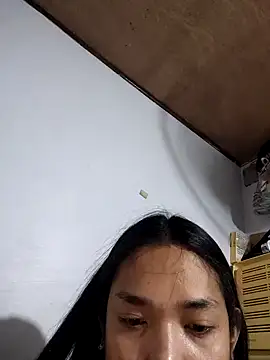 Snapshot of Valentinasbody chatting on 12/22/25, 08:39 Valentinasbody online show from 12/22/25, 08:39