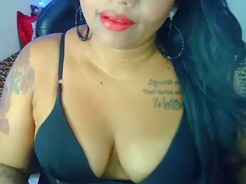 Snapshot of Samyrabely chatting on 02/10/26, 06:12 Samyrabely online show from 02/10/26, 06:12