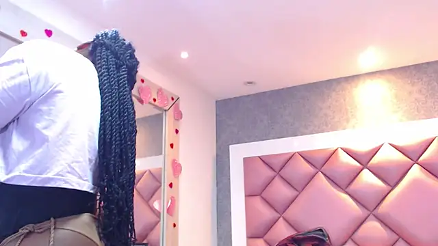 DanielaDuff online show from 03/04/26, 07:42