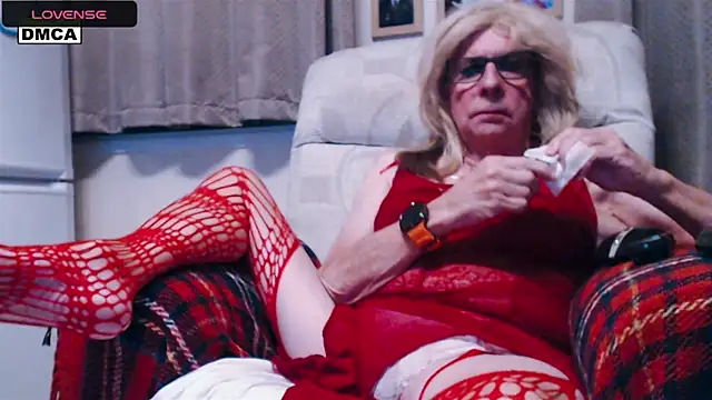 Snapshot of FilthytvGRACIE chatting on 11/08/25, 08:51 FilthytvGRACIE online show from 11/08/25, 08:51