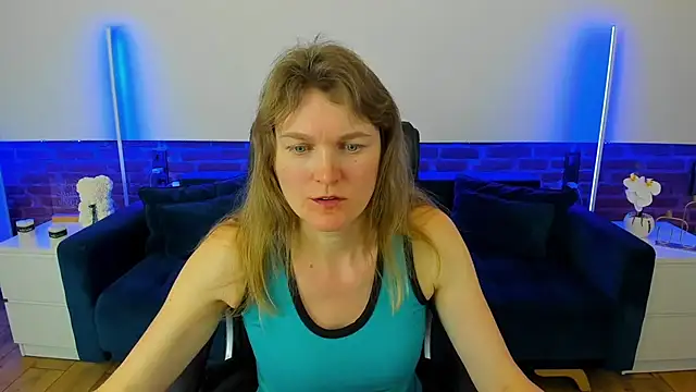 Snapshot of Anabell_xxx chatting on 03/12/26, 06:47 Anabell xxx online show from 03/12/26, 06:47