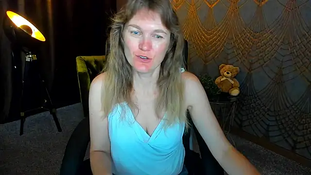 Snapshot of Anabell_xxx chatting on 07/18/26, 05:44 Anabell xxx online show from 07/18/26, 05:44