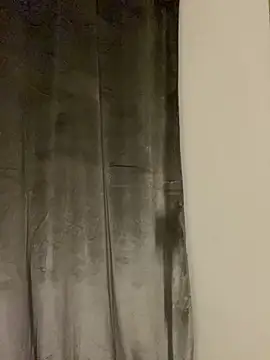 nenalayla online show from 02/10/25, 09:58