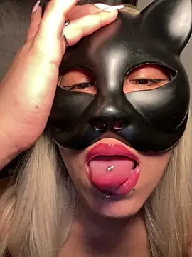 nenalayla online show from 03/04/25, 10:46