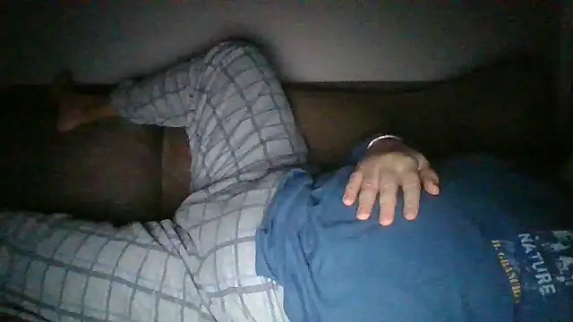 Snapshot of Anderrust chatting on 02/05/25, 01:47 Anderrust online show from 02/05/25, 01:47