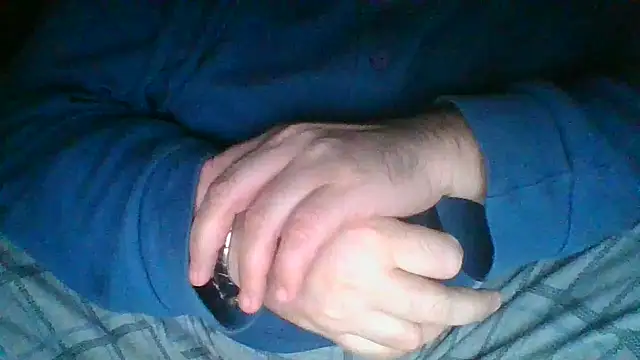 Snapshot of Anderrust chatting on 02/07/25, 01:36 Anderrust online show from 02/07/25, 01:36