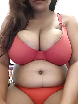 Snapshot of julia_joy chatting on 12/21/25, 11:56 julia joy online show from 12/21/25, 11:56