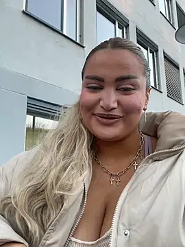 EmiliaPetrova online show from 03/07/25, 05:06