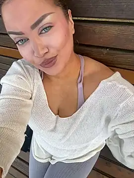 EmiliaPetrova online show from 03/09/25, 04:55