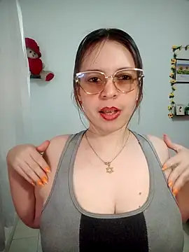 lorenitabella online show from 03/19/26, 08:46