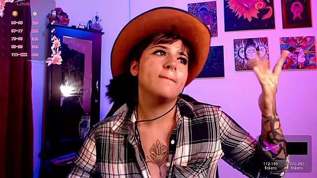 raven-gotic online show from 02/05/25, 01:04