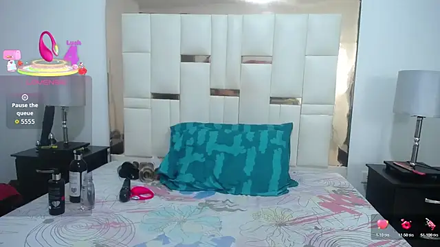 ambercordoba online show from 10/19/25, 12:50