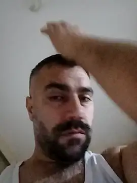 Snapshot of kevgir08 chatting on 02/11/26, 05:29 kevgir08 online show from 02/11/26, 05:29