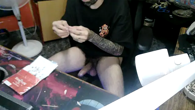 zorrito86 online show from 10/18/25, 05:03