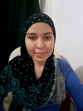 Snapshot of MatchedEyebrow chatting on 02/20/25, 09:31 MatchedEyebrow online show from 02/20/25, 09:31