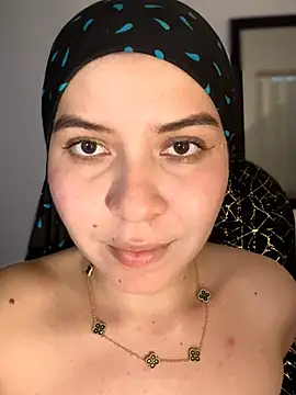 MatchedEyebrow online show from 03/27/26, 09:25