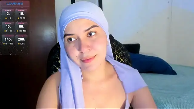 Snapshot of MatchedEyebrow chatting on 04/22/26, 08:54 MatchedEyebrow online show from 04/22/26, 08:54