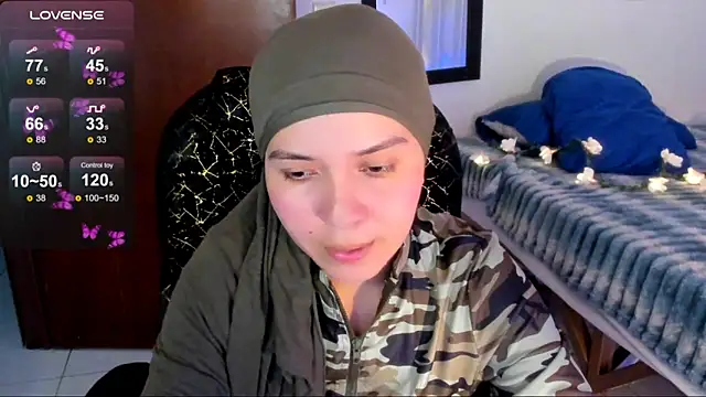 Snapshot of MatchedEyebrow chatting on 06/12/26, 09:25 MatchedEyebrow online show from 06/12/26, 09:25