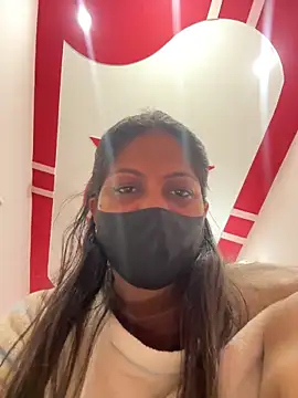 Snapshot of katrina_0143 chatting on 12/14/25, 07:25 katrina 0143 online show from 12/14/25, 07:25