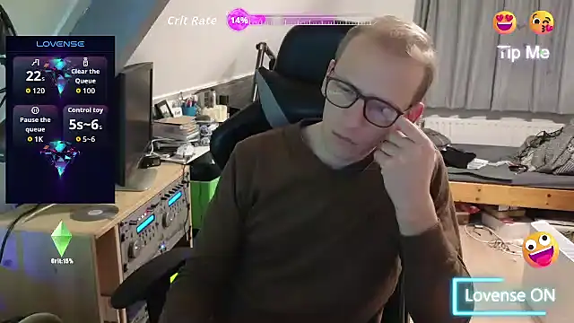 Snapshot of sexmenlion chatting on 11/29/25, 09:18 sexmenlion online show from 11/29/25, 09:18