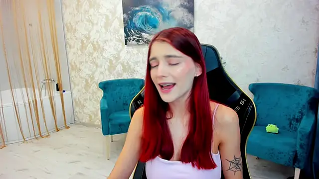 Snapshot of RedLipse chatting on 04/17/26, 03:20 RedLipse online show from 04/17/26, 03:20