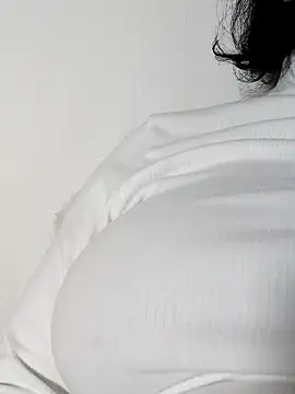 Molly newman6 online show from 02/16/25, 06:32