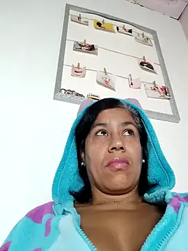 Molly newman6 online show from 10/29/25, 05:31