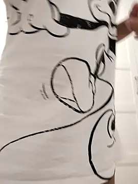 Molly newman6 online show from 02/15/26, 09:33