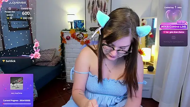 Snapshot of HunnyyLove chatting on 12/06/24, 03:44 HunnyyLove online show from 12/06/24, 03:44