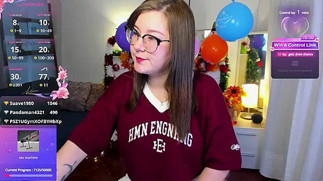 Snapshot of HunnyyLove chatting on 12/13/24, 04:27 HunnyyLove online show from 12/13/24, 04:27