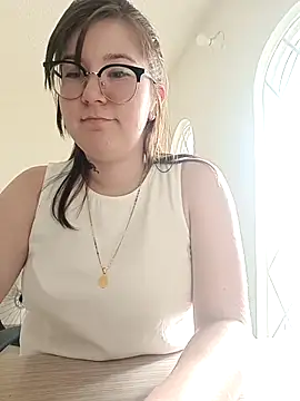 Snapshot of HunnyyLove chatting on 12/30/24, 08:47 HunnyyLove online show from 12/30/24, 08:47