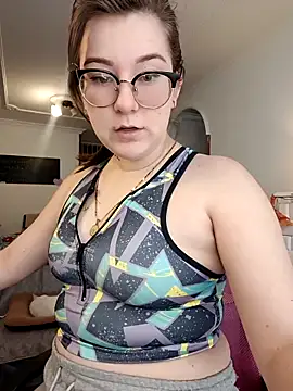 Snapshot of HunnyyLove chatting on 02/24/25, 05:53 HunnyyLove online show from 02/24/25, 05:53